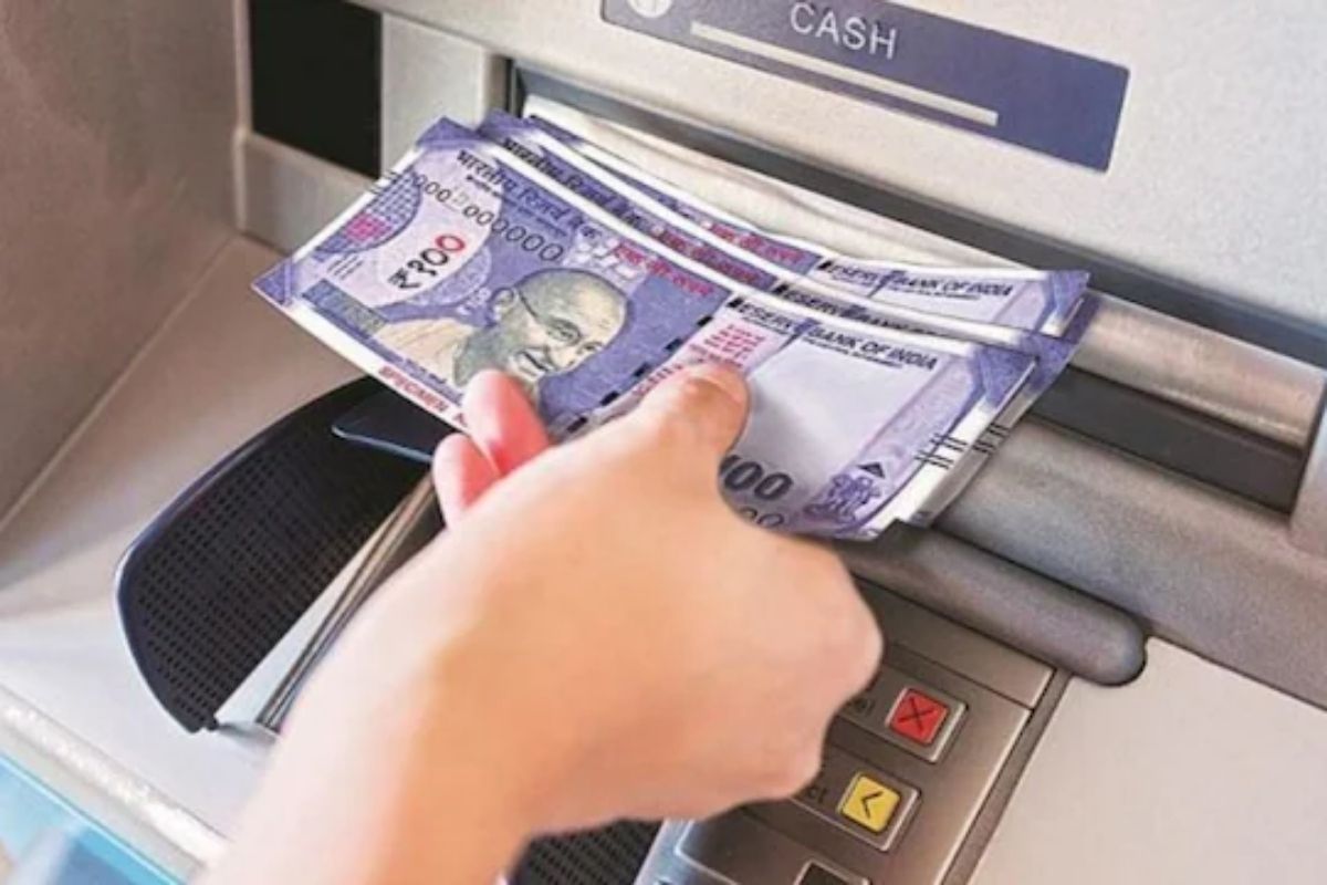 how to withdraw money cardless in malaysia